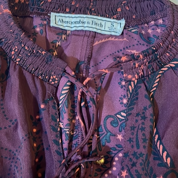 Abercrombie & Fitch Blouse - Picture 7 of 7